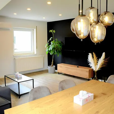 Hike By Emmerich 维宁根