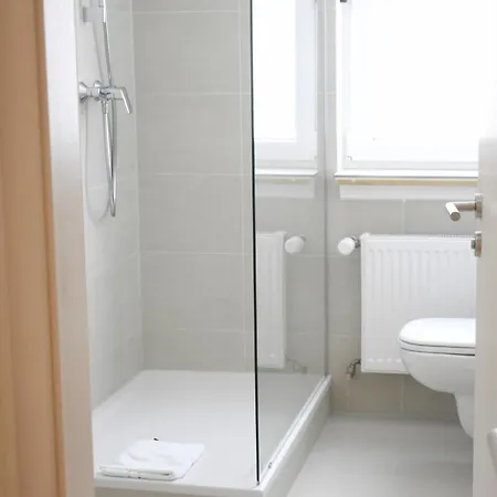 Hotel Hike By Emmerich Winningen