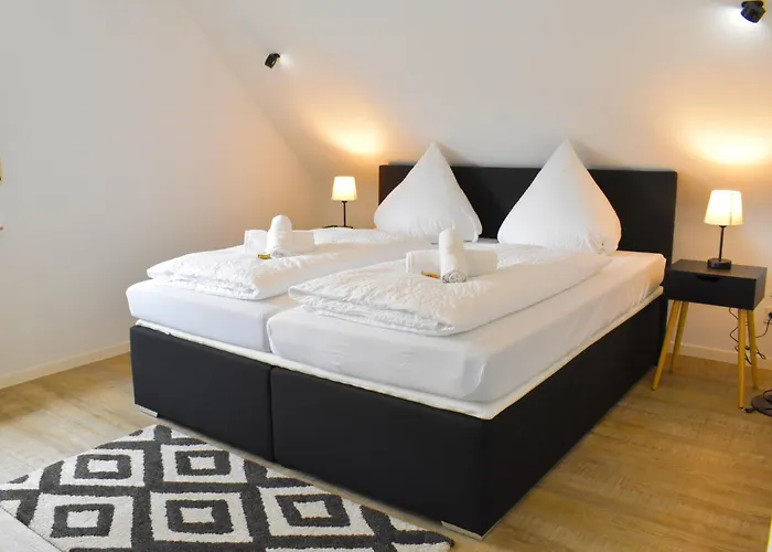 فندق Hike By Emmerich وينينغين