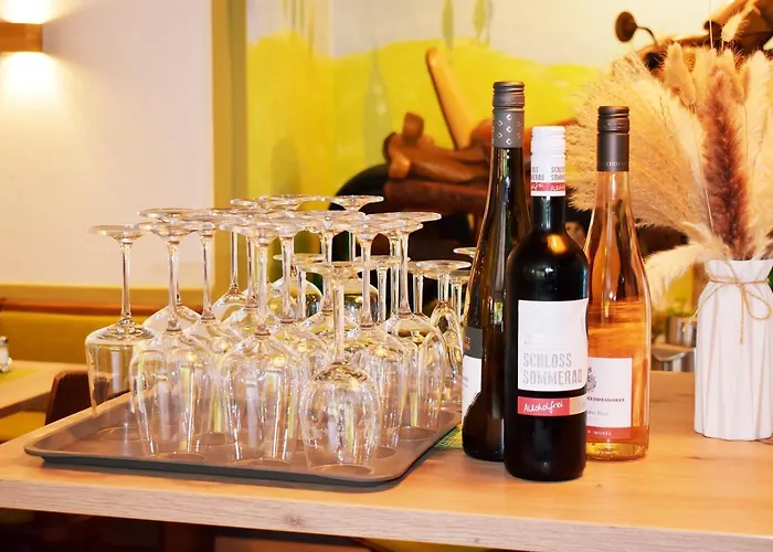 فندق Hike By Emmerich وينينغين