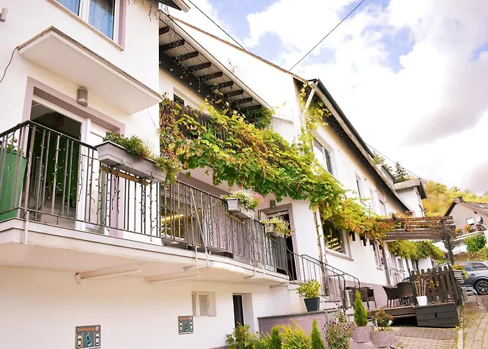 Hike By Emmerich فندق 2*